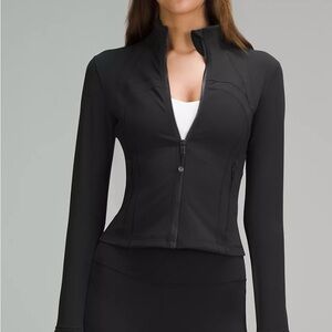 Define Cropped Jacket
Nulu